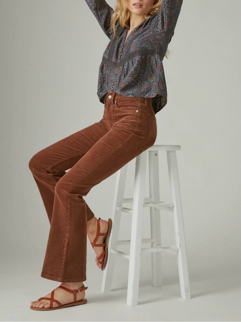 NWT Lucky Brand Stevie High Rise Flare Corduroy Pants Rust Brown - Size 12/31